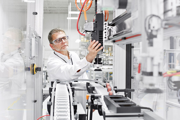 Manual equipment repair